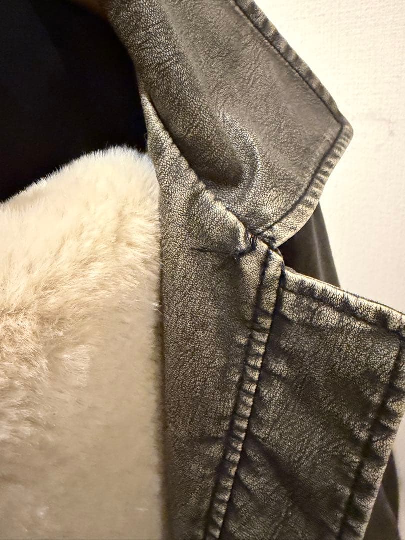 SLY ヴィンテージフェイクレザーショートブルゾン