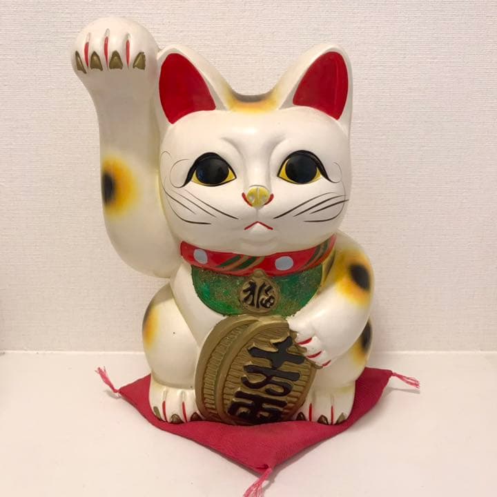招き猫　陶器　開運昭和レトロ　貯金箱