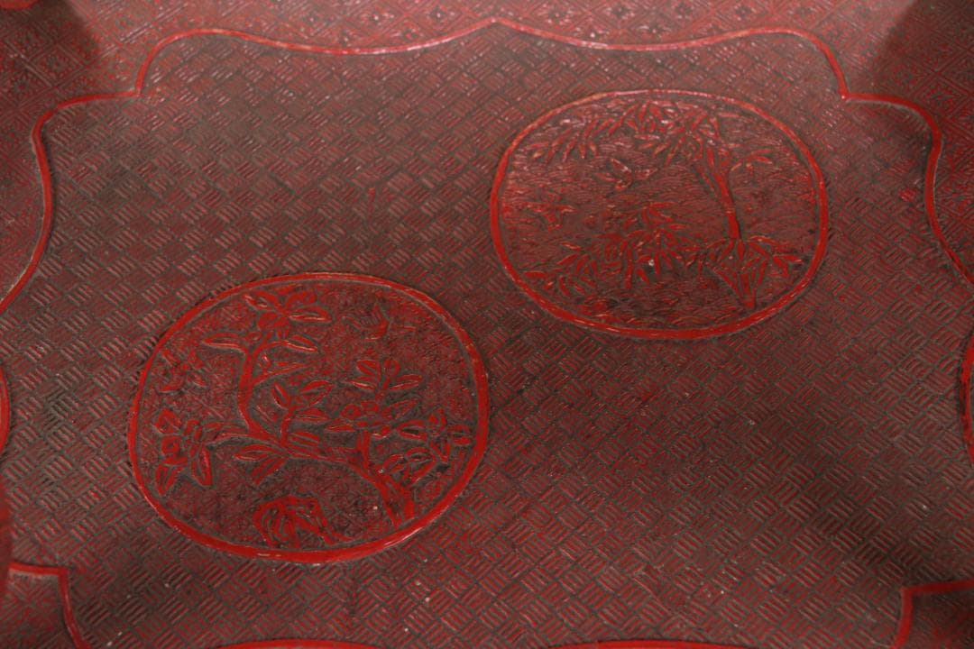 EE020　中国古玩 唐物 花唐草彫文 堆朱 高卓 花台 飾台 香炉台 45cm