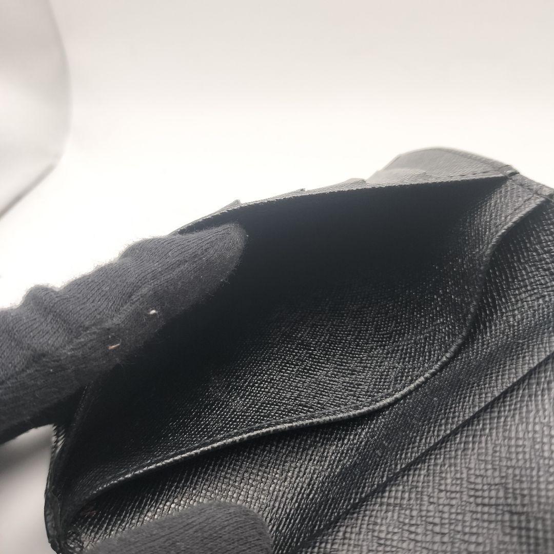 ルイヴィトン　折財布　財布　エピ　ヴィエノワ　がま口　ブラック