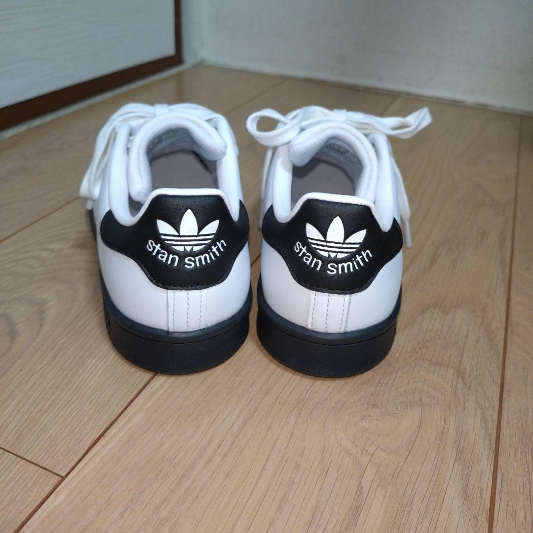 新品　adidas スタンスミス ホワイト/ブラック