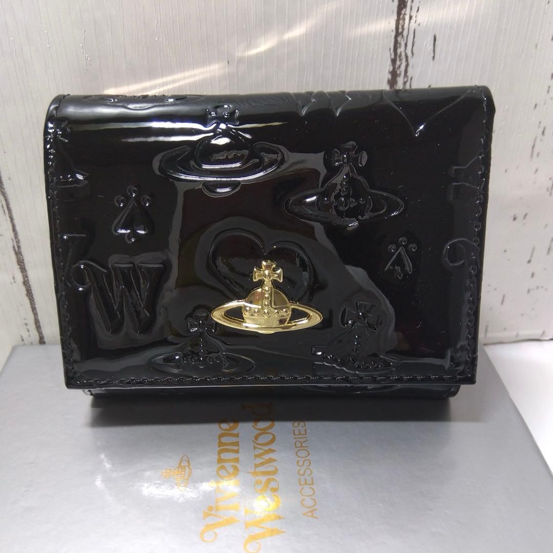 【ショッパー付き】VivienneWestwood♡三つ折財布　エナメルブラック