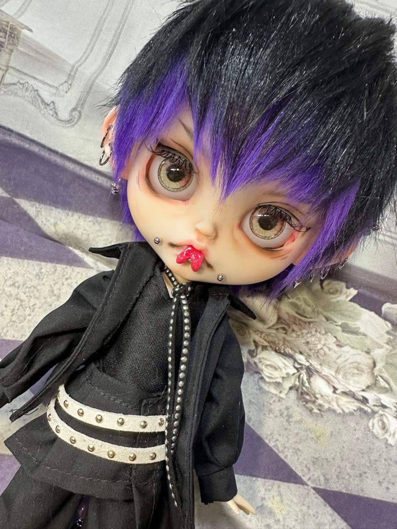 ⋆*⋆様 アイシードール 本体男の子　ボアウィッグ　OF付き　カスタムアイシード