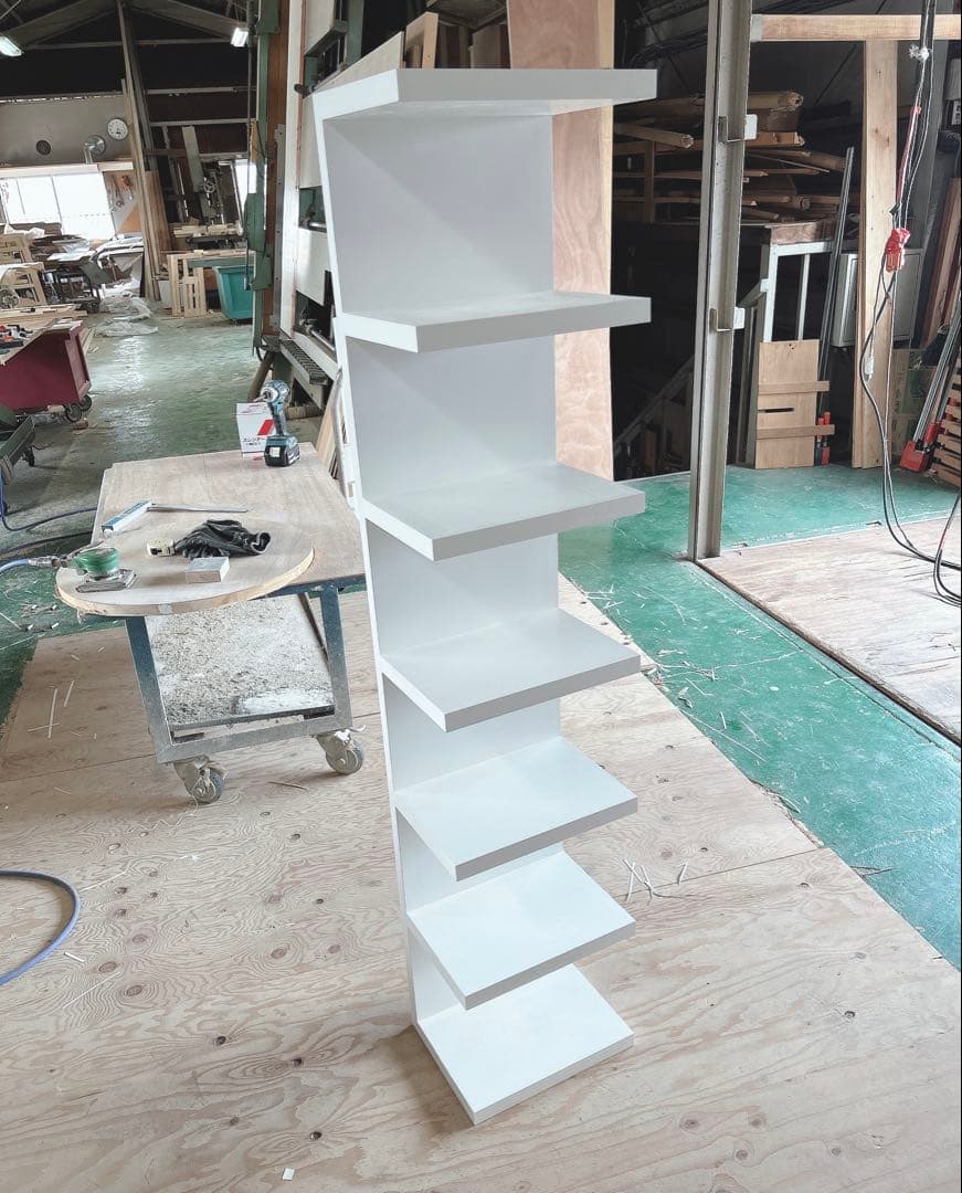 新品組立済！スニーカーラック ウォールシェルフ