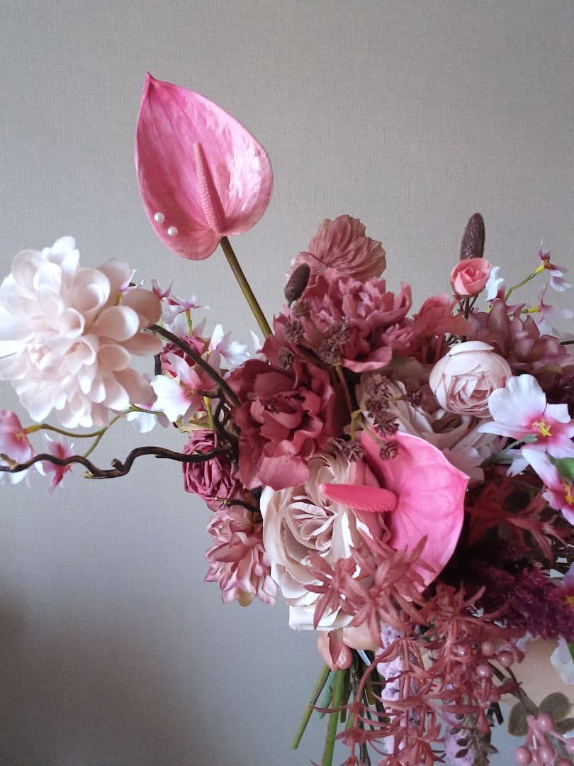 ボルドー　ピンク　アンスリウム　アマランサス　ウェディングブーケ　造花　結婚式