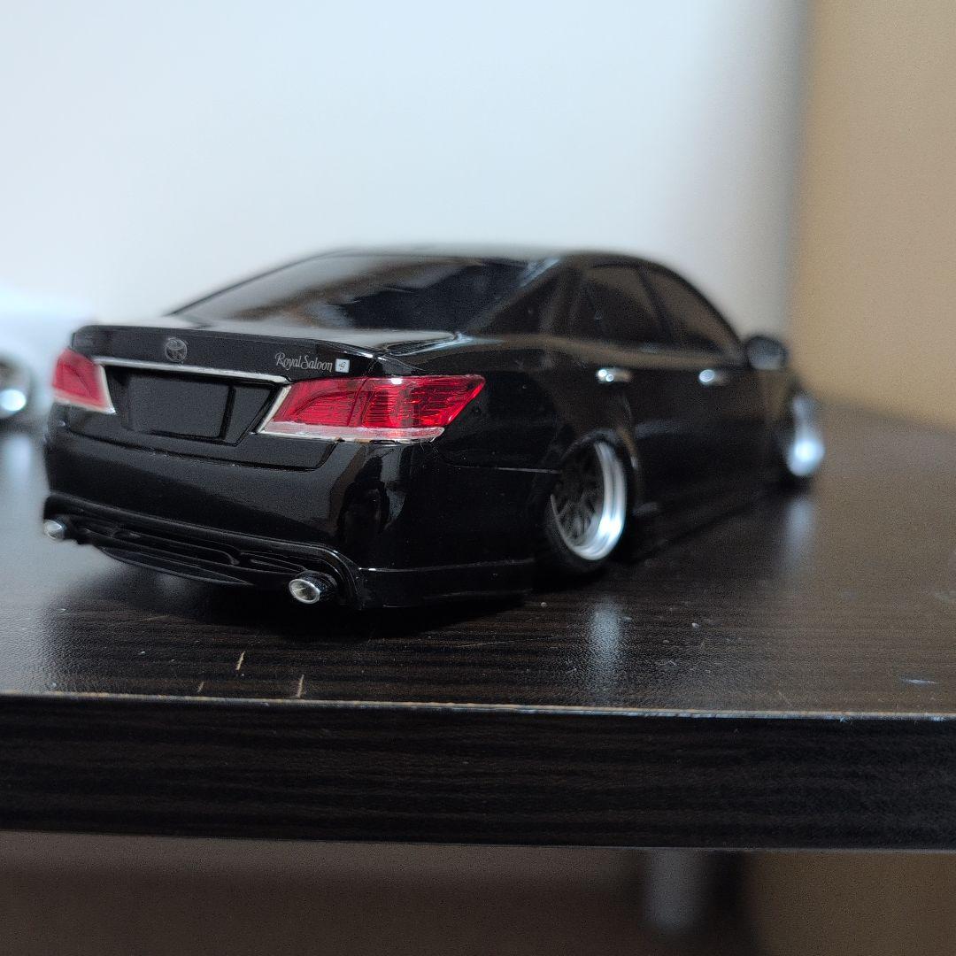 AOSHIMA 1/24スケール プラモデル クラウン セルシオ 本体のみ