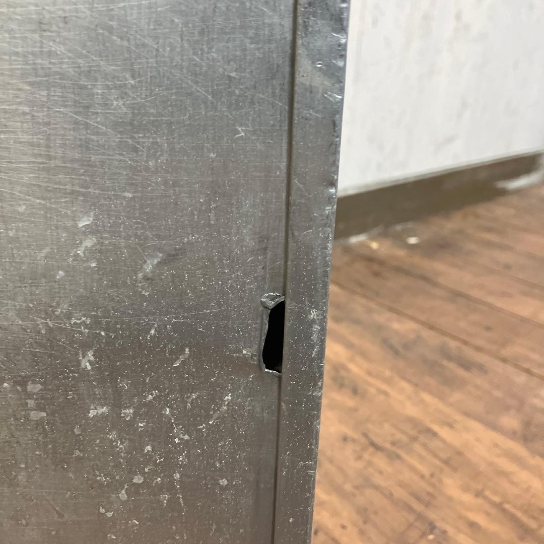 A-3 昭和レトロ アルミ製 出前箱 おかもち 3段式 取手木製 キャンプ