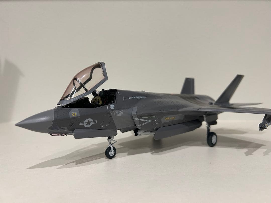 タミヤ　1/48 F-35B VMFA242 バッツ　岩国2042 スペマ