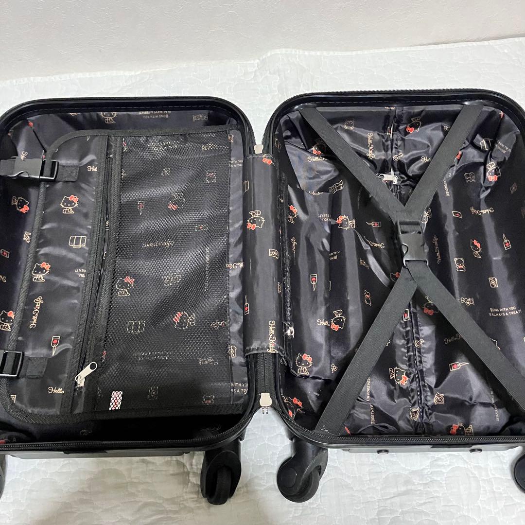 【希少】サンリオ(SANRIO) ハローキティ キャリーバッグ(リボン)