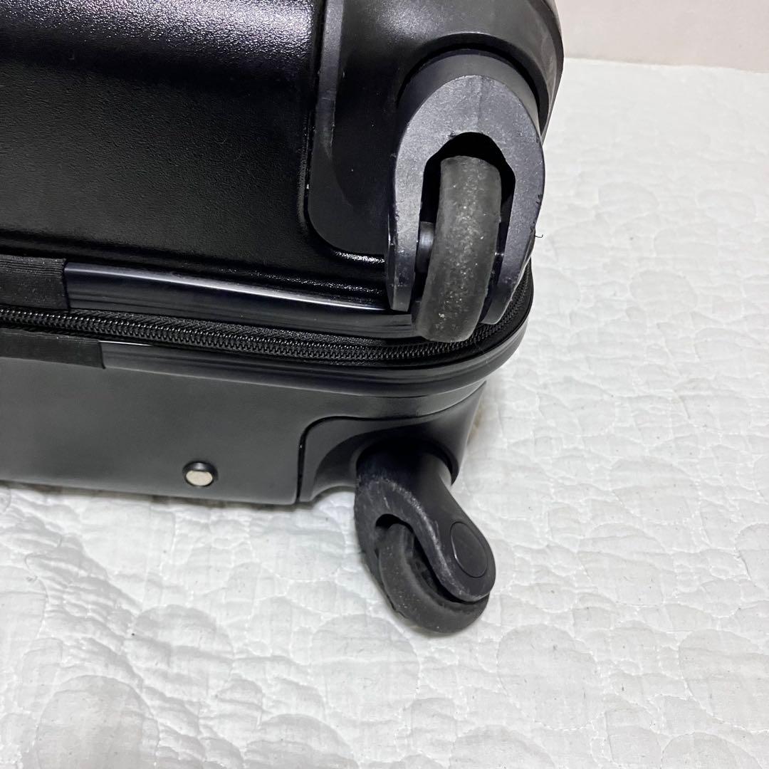 【希少】サンリオ(SANRIO) ハローキティ キャリーバッグ(リボン)