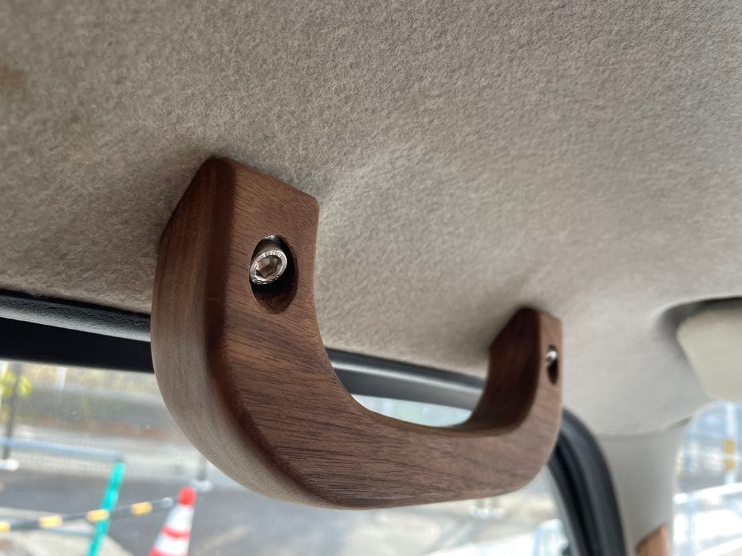 ウォールナット アシストグリップ　5点セット、ワゴンハイエース用