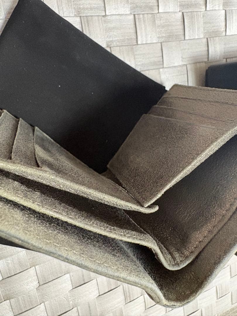 CHANEL グレー 二つ折り財布 フラワーパターン