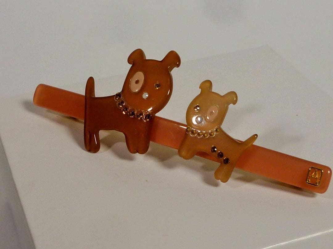 バレッタ　犬　ALEXANDRE DE PARIS／アレクサンドル ドゥ パリ