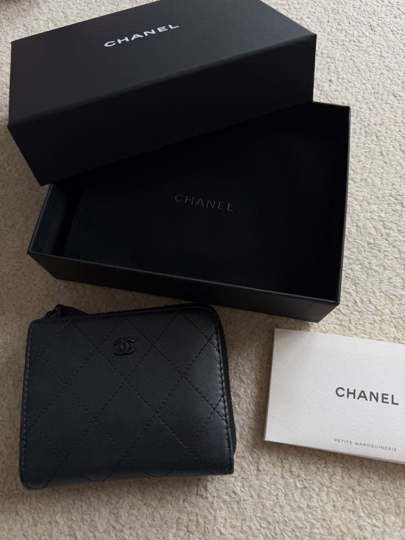 【美品❣️レア❣️】箱付きCHANEL財布マットブラック