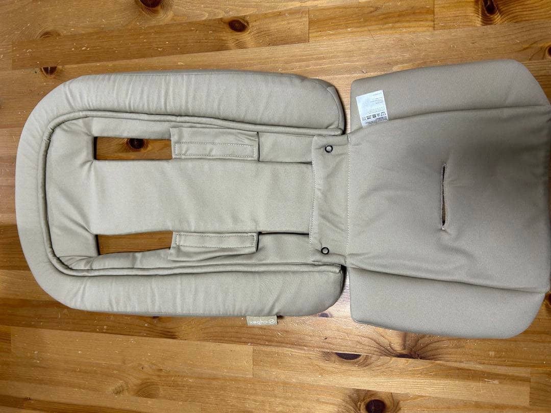 サイベックス　メリオ2022 ベージュ　AB型ベビーカー