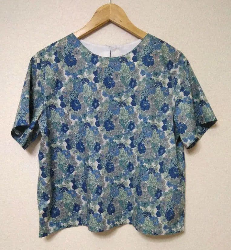 ハンドメイド リバティ ジェニーズリボンズ & ガーラ 半袖ブラウス3枚