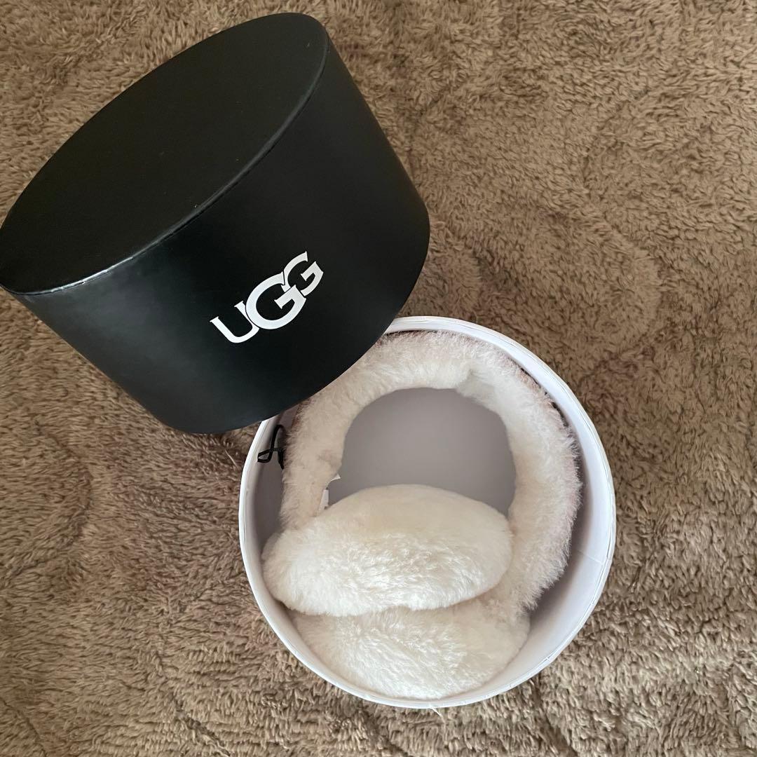 UGG イヤーマフ　ブラウン