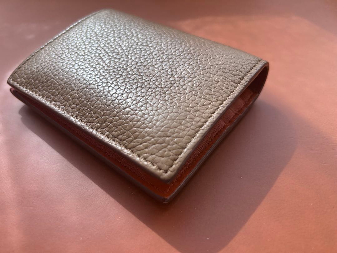 ✨PRADA 二つ折り財布（キャメル×内側オレンジ）✨