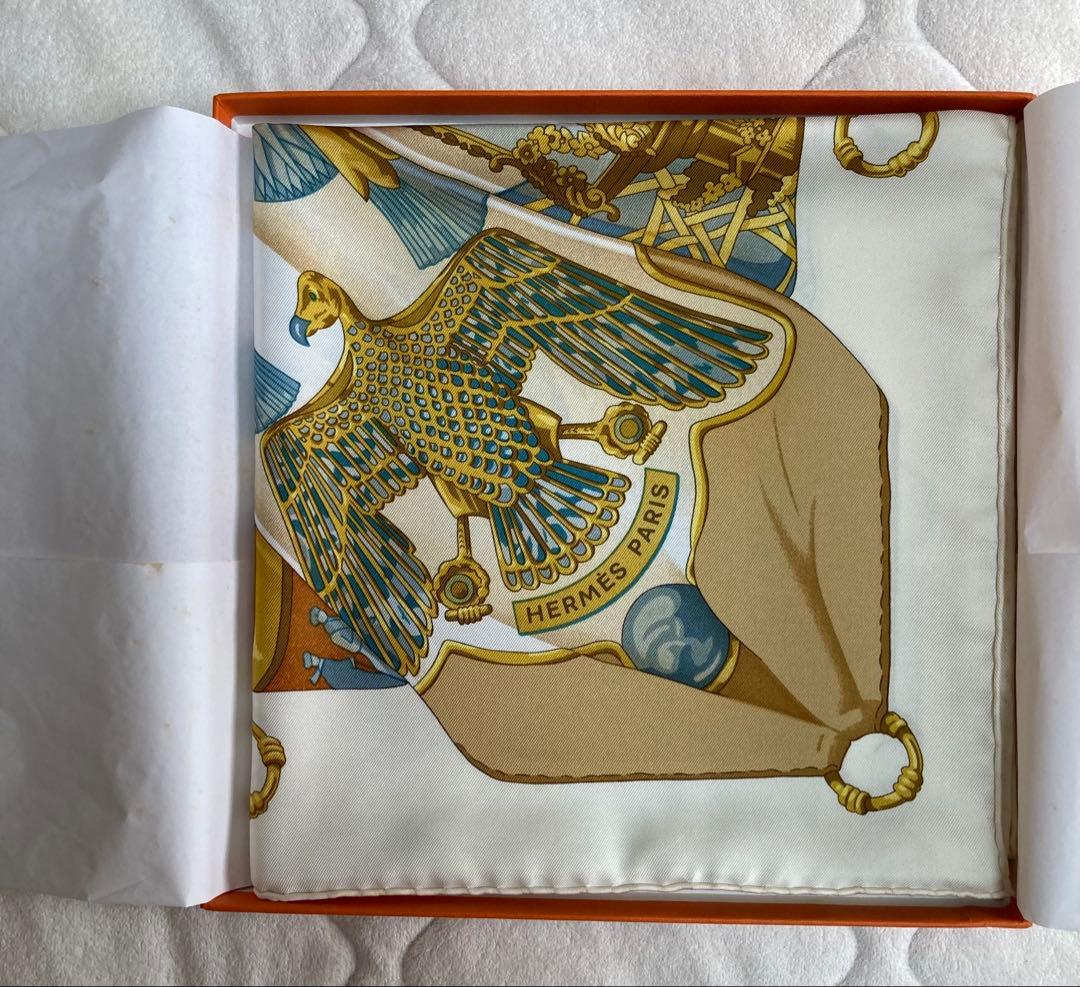 【新品/未使用】エルメス　HERMES /最高級品/ 総柄シルクスカーフ