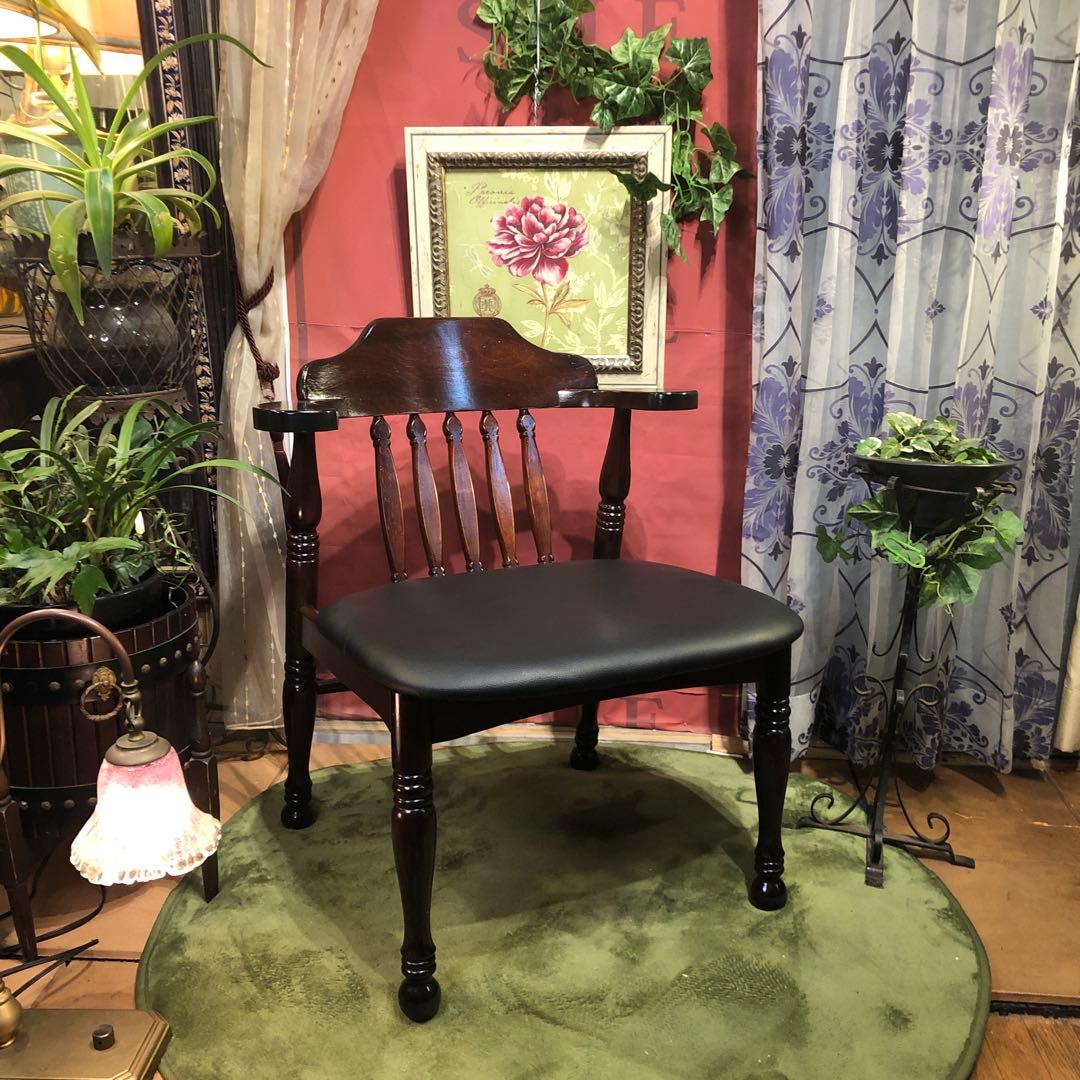 ふみL １　ヴィンテージ スピンドルレッグ　80’s ショートアームチェア