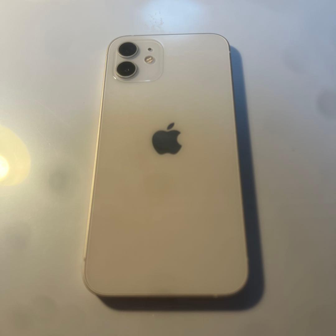 iPhone 12ホワイト128GB