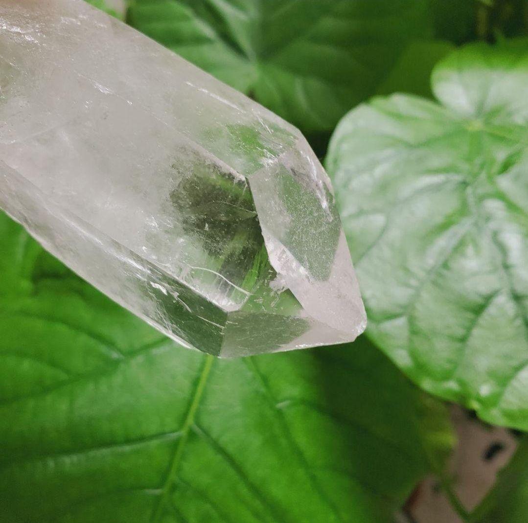 大きめ246.5g 幸運を呼ぶ虹水晶・ブラジル産 ポイント パワーストーン