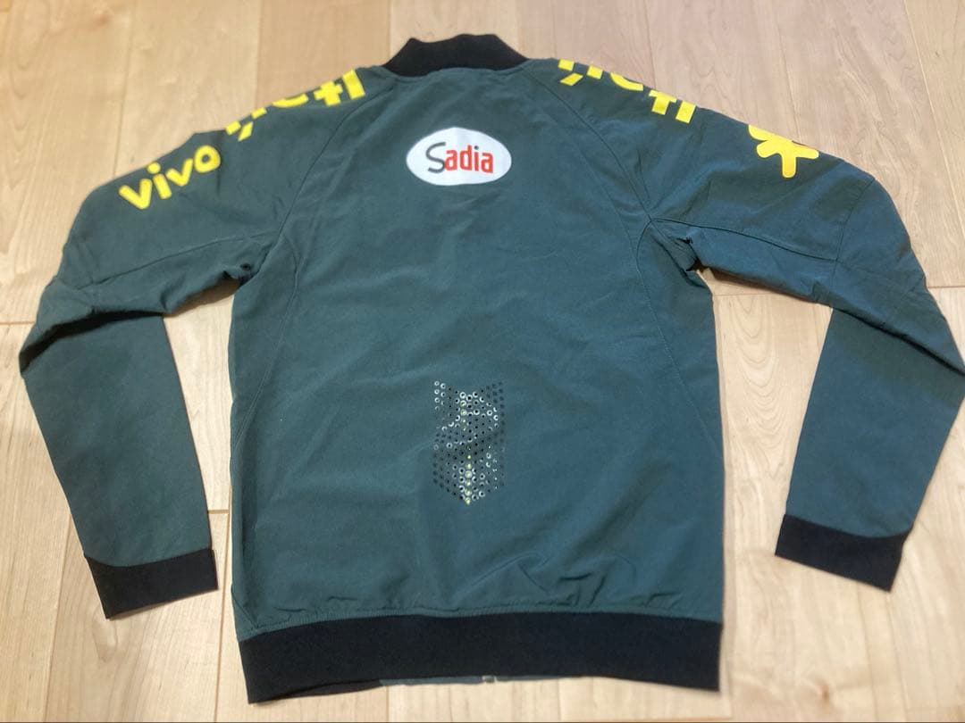 ブラジル代表　トレーニングウェア　上下