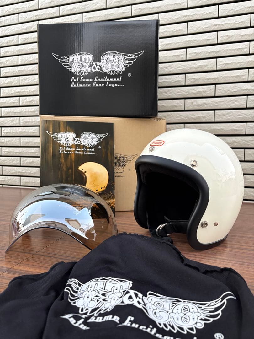 TT&CO マグナム　ジェットヘルメット