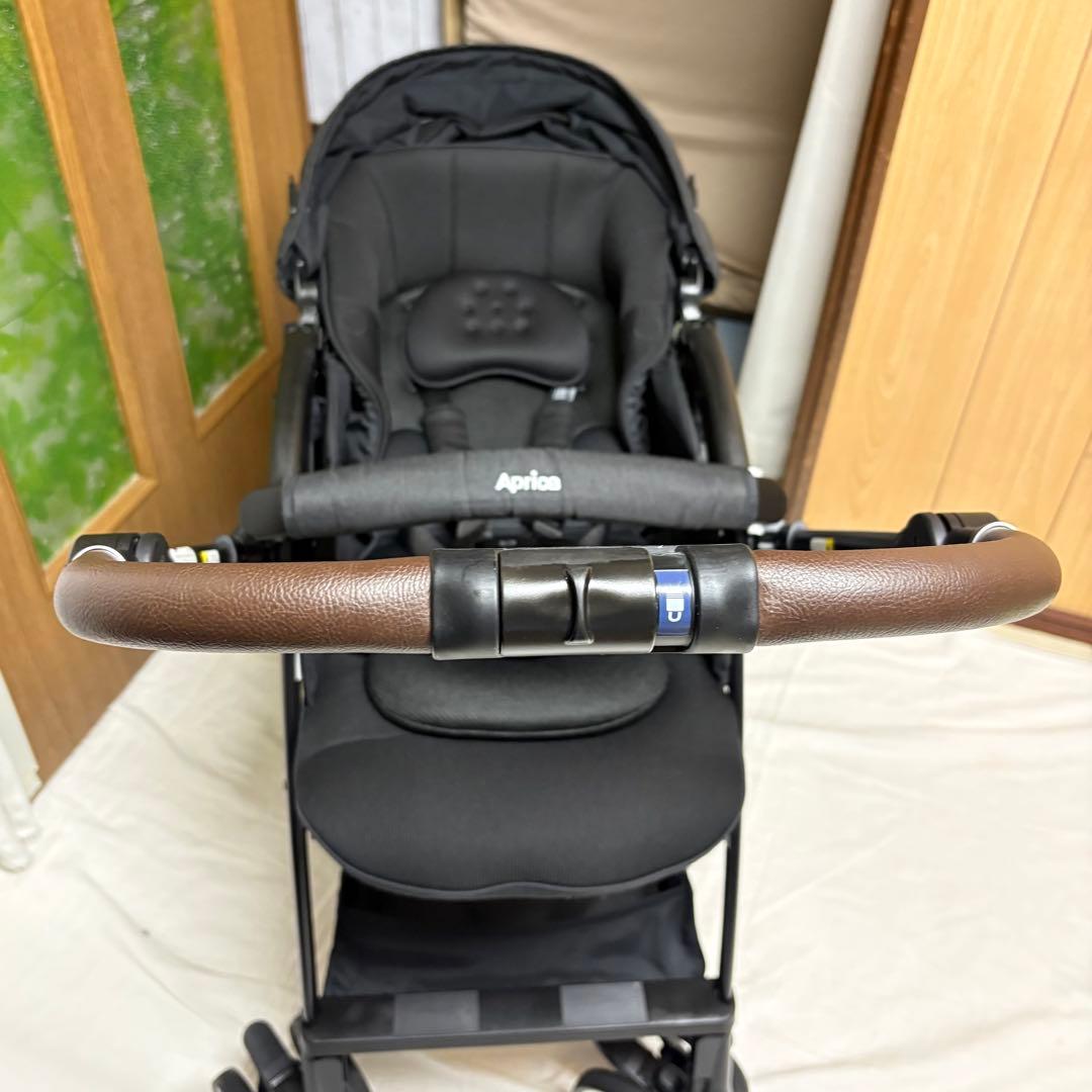 2024年モデル アップリカ ラクーナビッテクッション ベビーカー 清掃済み 黒
