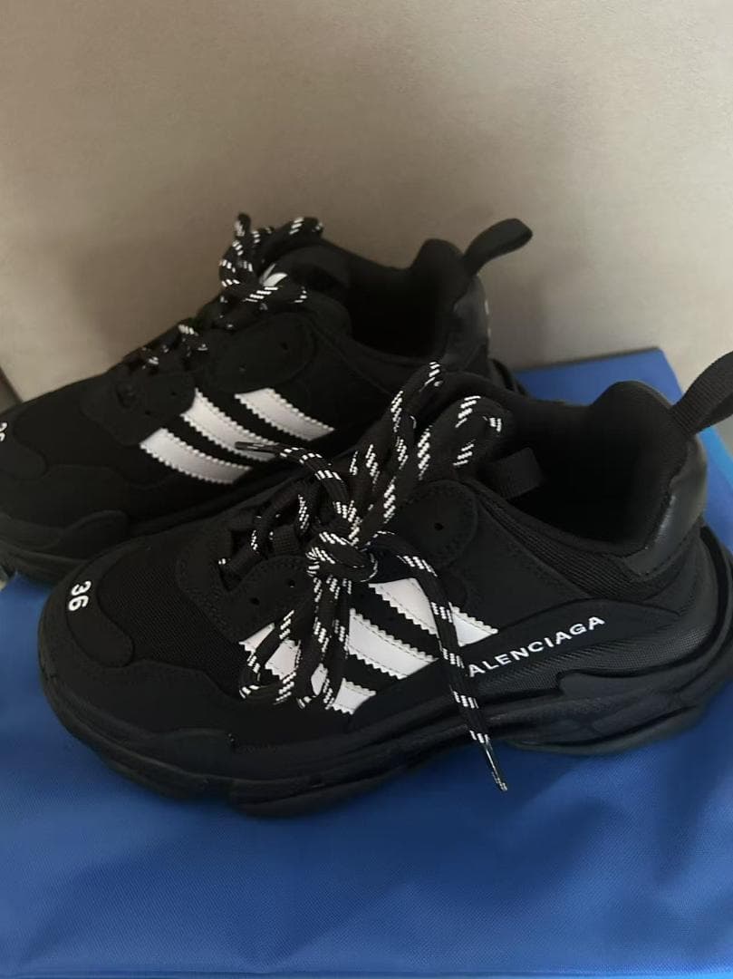 未使用 BALENCIAGA×adidasスニーカートリプルS 36