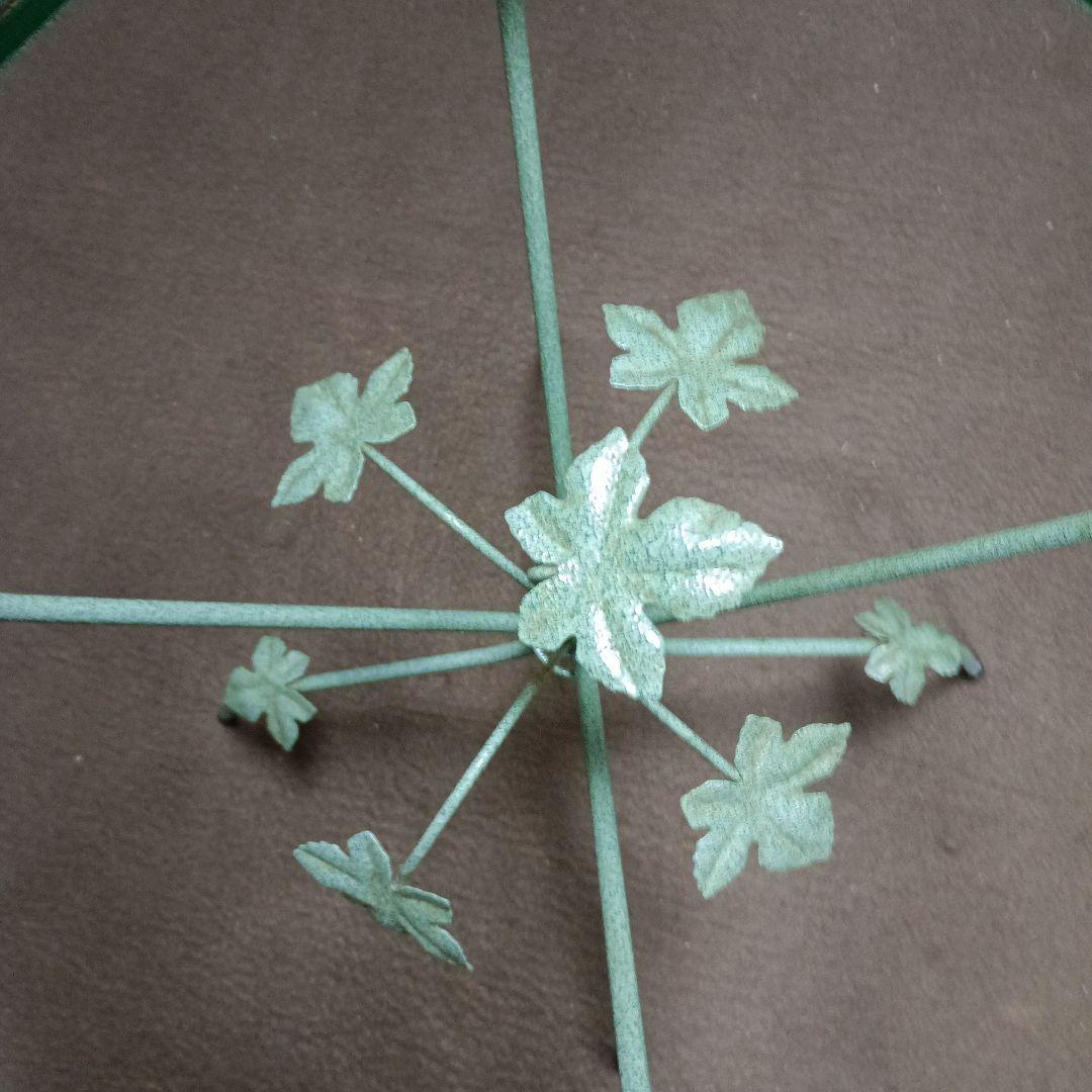 八角形 ガラスアイアンテーブル 葉モチーフ　　中古品