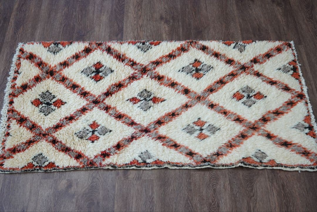 ヴィンテージラグ　モロッコ　手織り絨毯　トライバルラグ