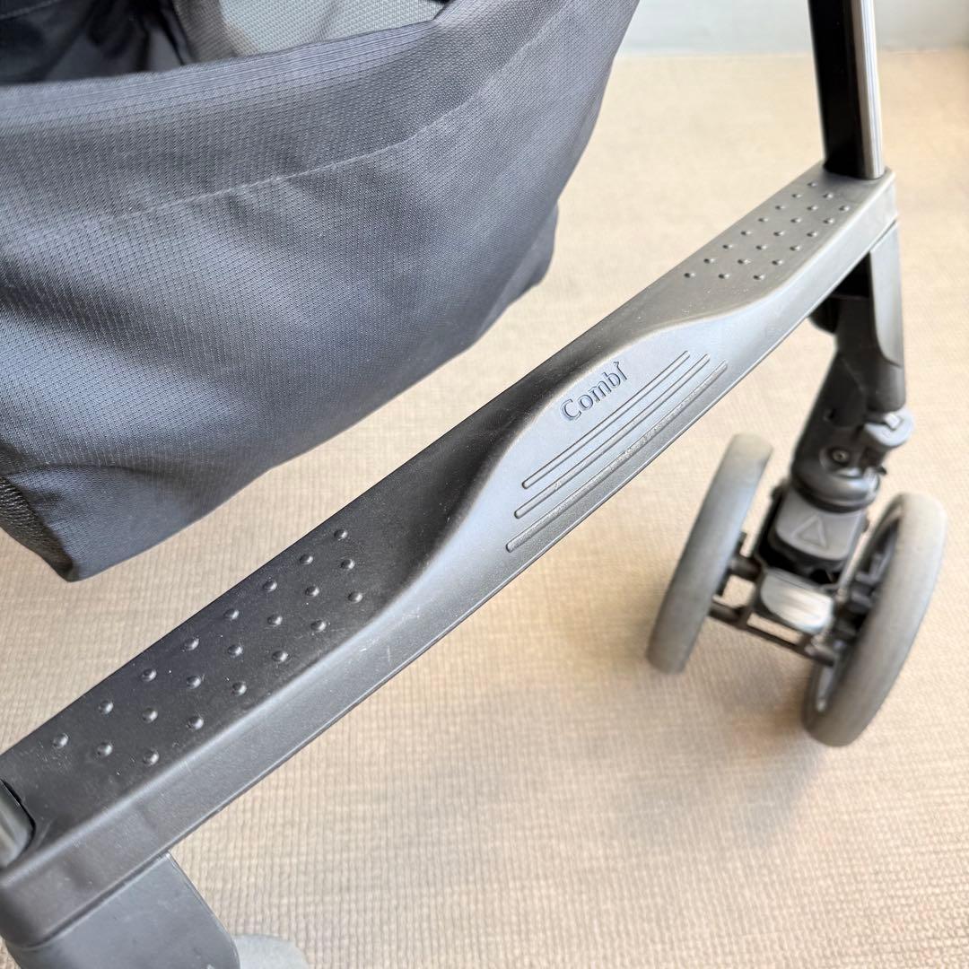 Combi メチャカル　ハンディオート4キャス　エッグクッションHG