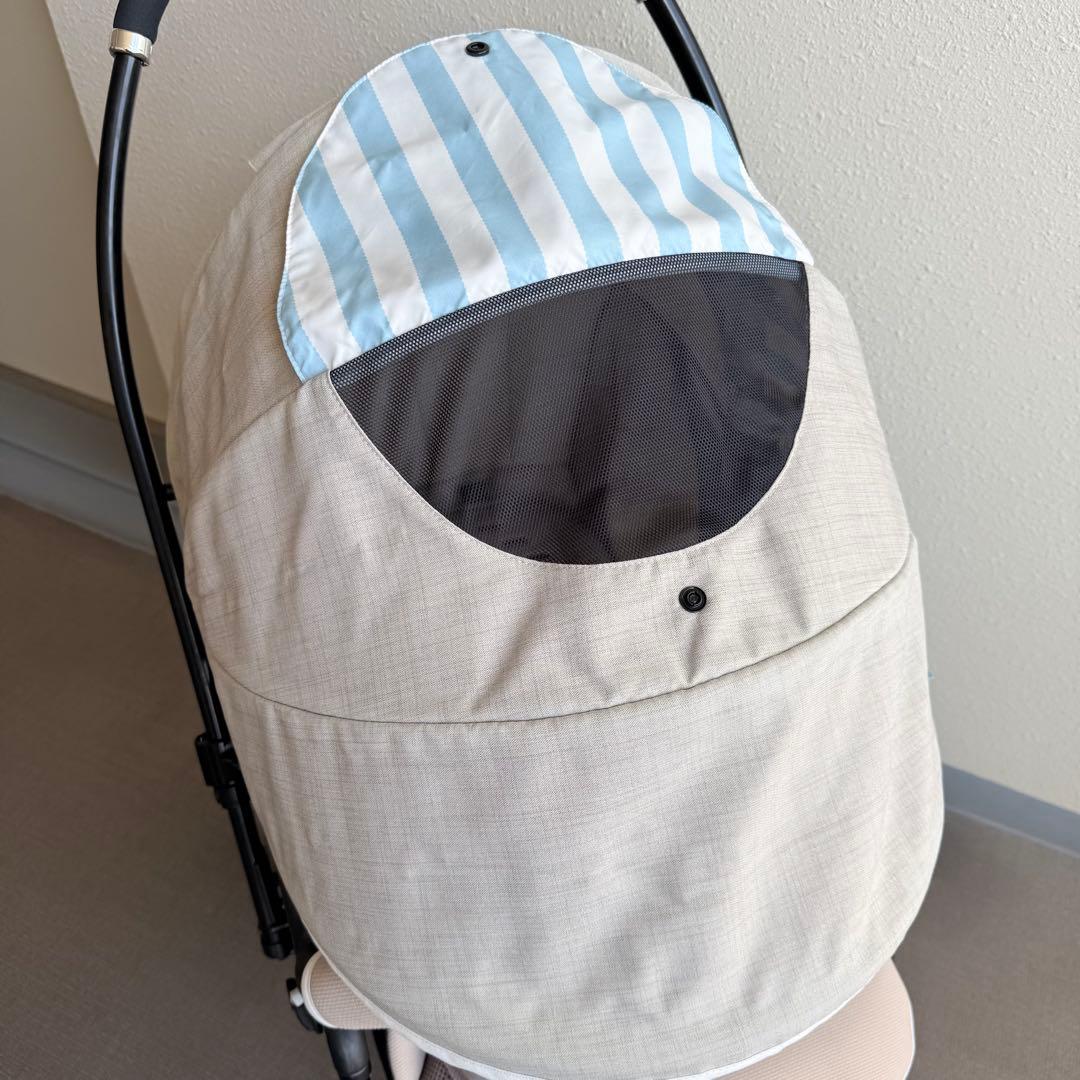 Combi メチャカル　ハンディオート4キャス　エッグクッションHG