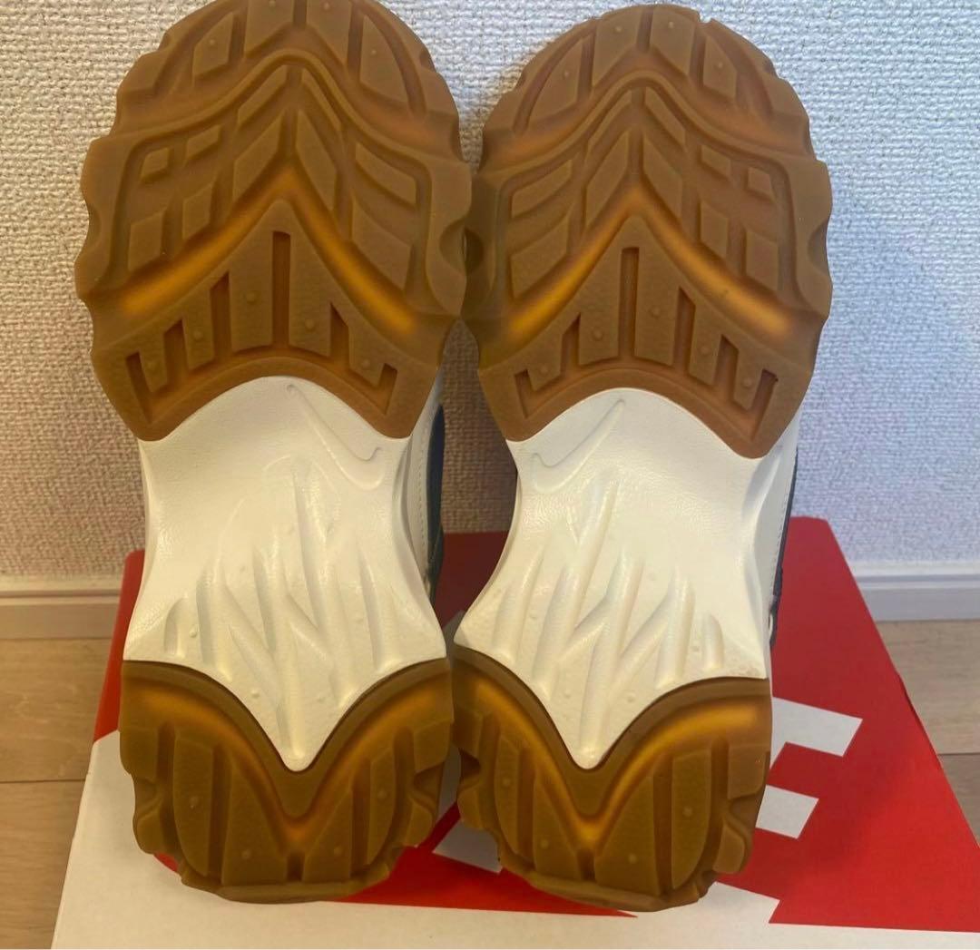 23.5cm【新品】NIKE WMNS TC 7900 ナイキ TC7900