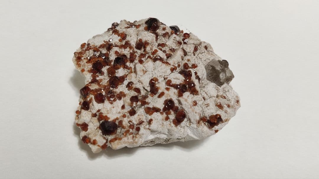 パワーストーン　天然石　ガーネット　原石　60g　No.518