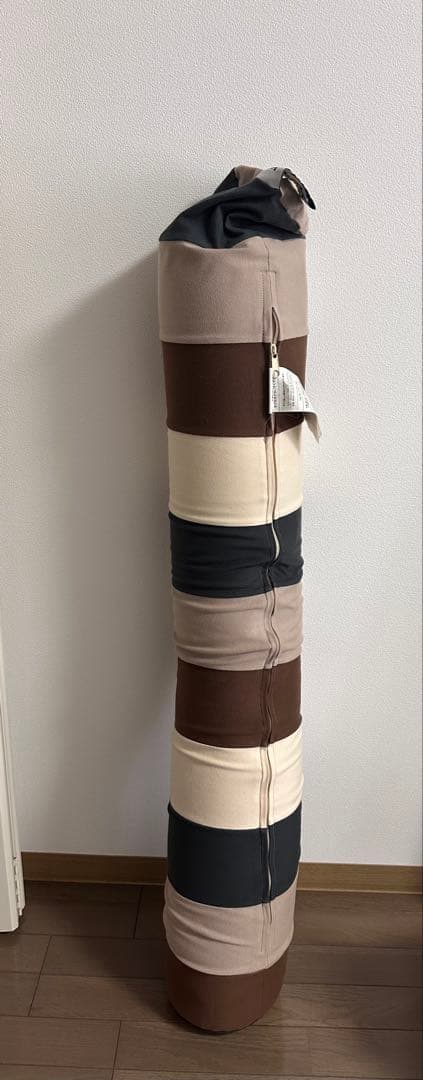 Californiat ストライプクッション