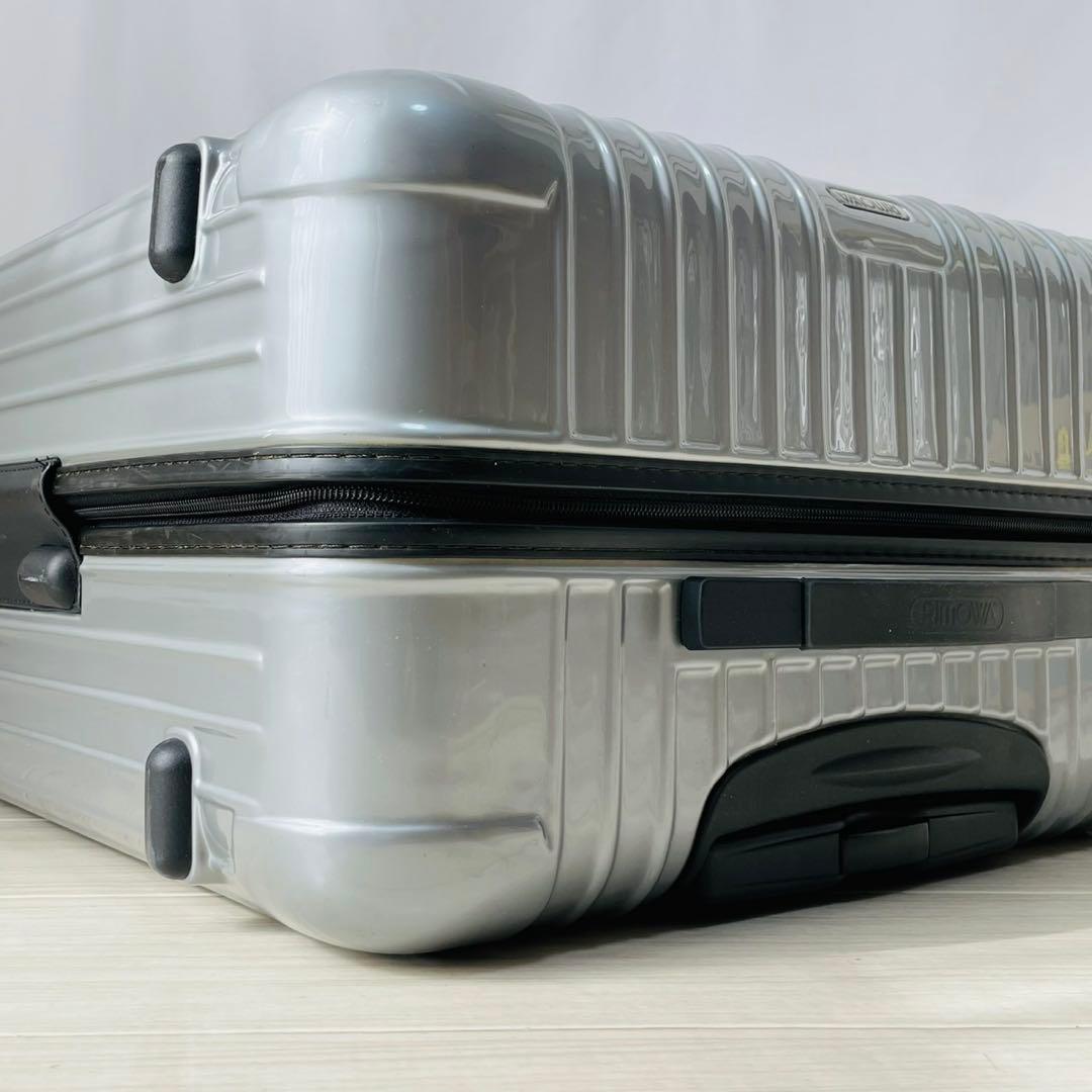 極美品　リモワ　サルサ　82L 4輪　グレー　シルバー　廃盤