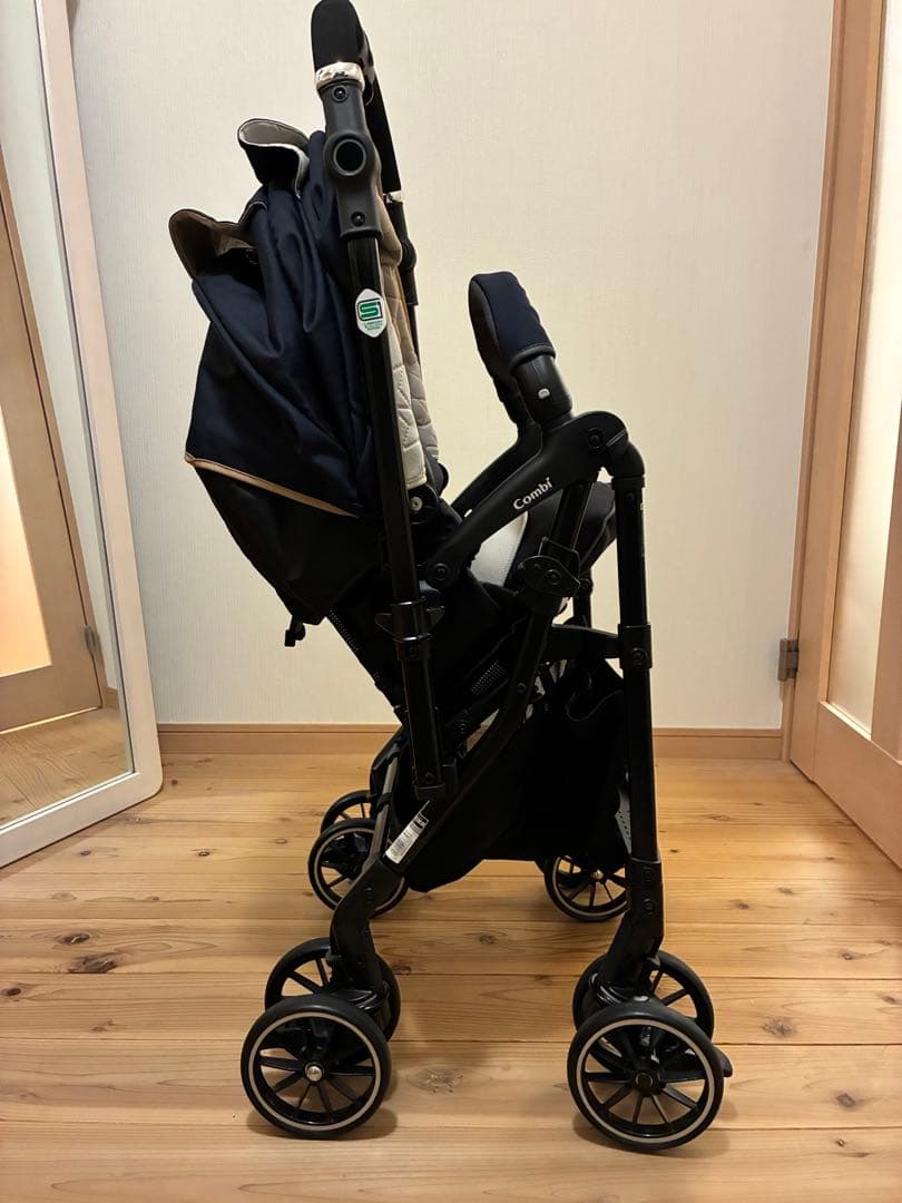 コンビホワイトレーベル　スゴカルα 4キャスcompact　エッグショックHU