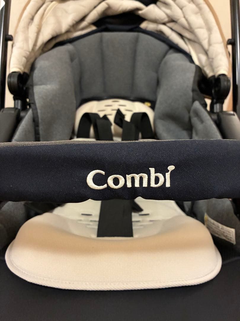 コンビホワイトレーベル　スゴカルα 4キャスcompact　エッグショックHU