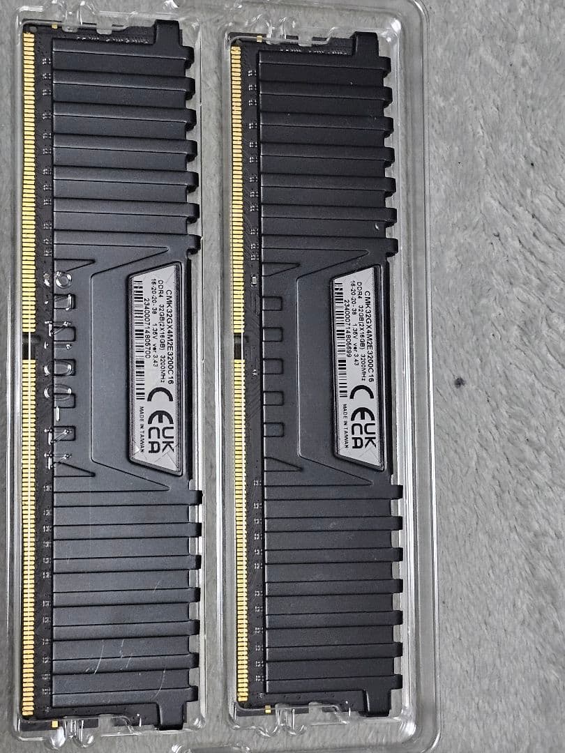 Vengeance DDR4 3200 16GB ×2 計 32GB