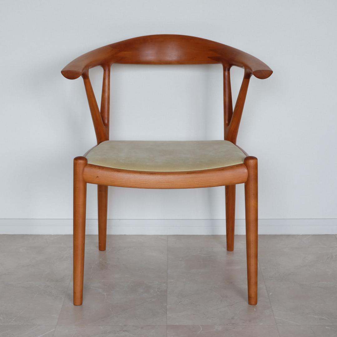 k*2様 【美品｜メンテ済み】Vチェア　家具蔵（KAGURA）　チェリー材②