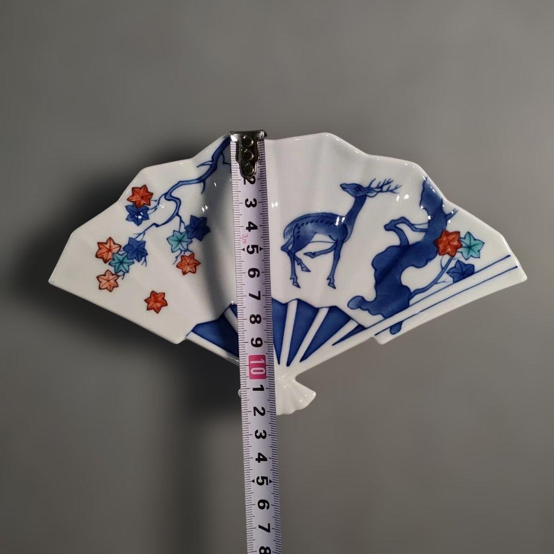 A1331-4/有田焼/宮内庁御用達 十四代辻常陸製染錦絵変扇面皿3客/懐石道具