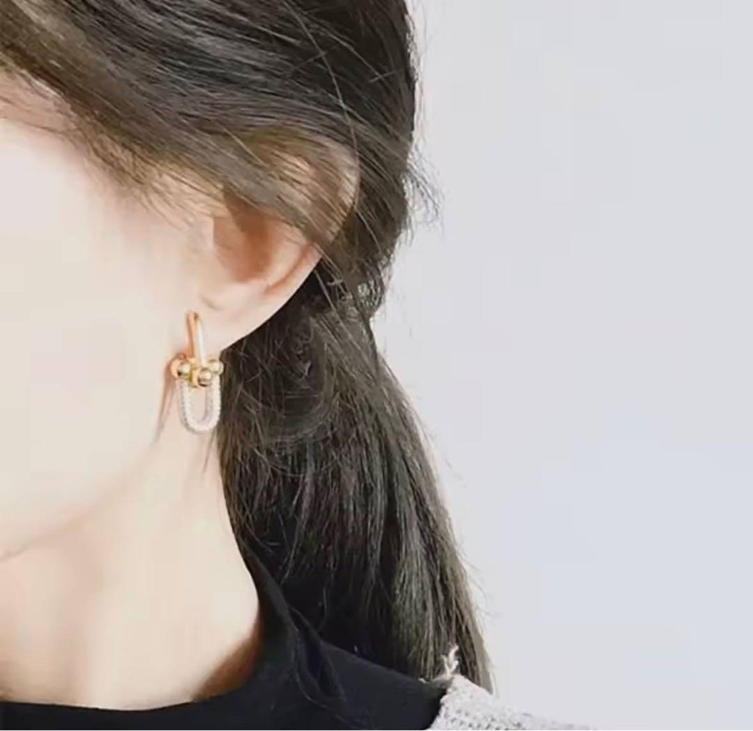 最高級　芸能人　Uコマ　ローズゴールド　ミニ　ピアス