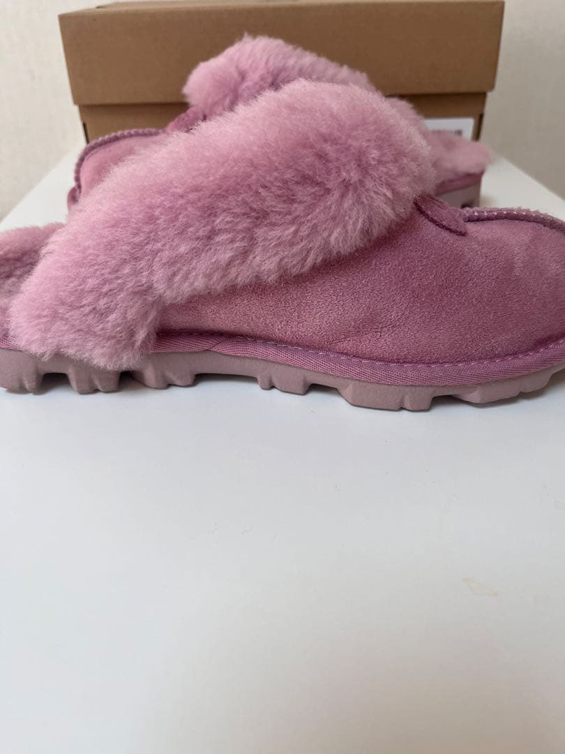 UGG Coquette（コケット）ピンク pink スリッポン