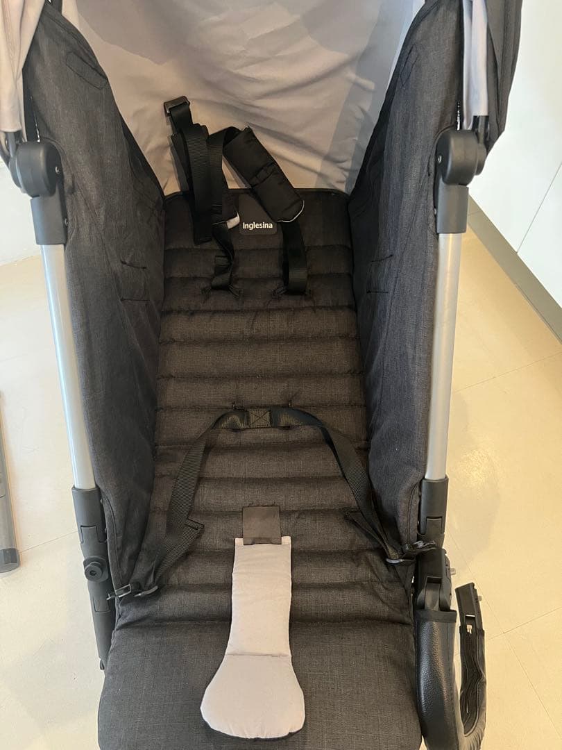 イングリッシーナ 折りたたみベビーカー ブラック　クイッド2