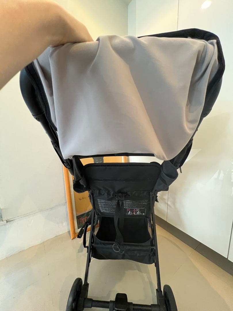 イングリッシーナ 折りたたみベビーカー ブラック　クイッド2