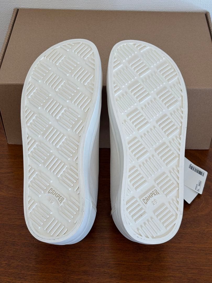 無印良品　MUJILabo CAMPER レザーローカットスニーカー　白　25