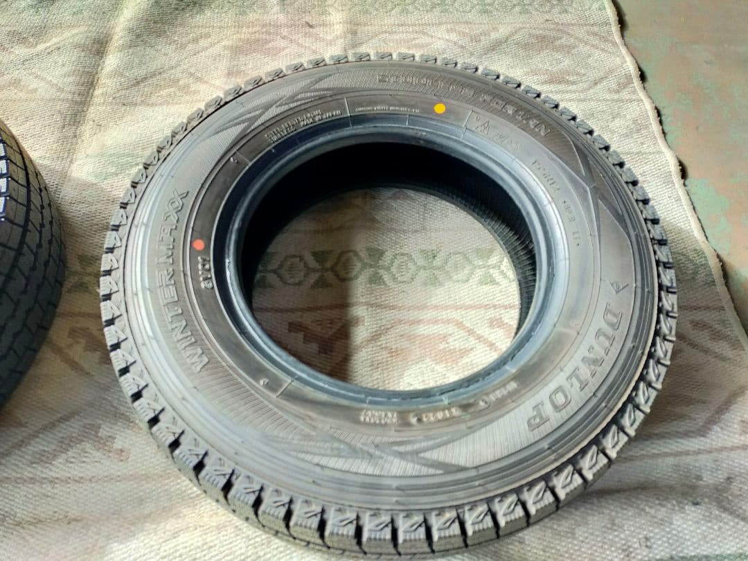 トラック用　スタッドレス　155R12　　8PR 2022年製　4本　山あり