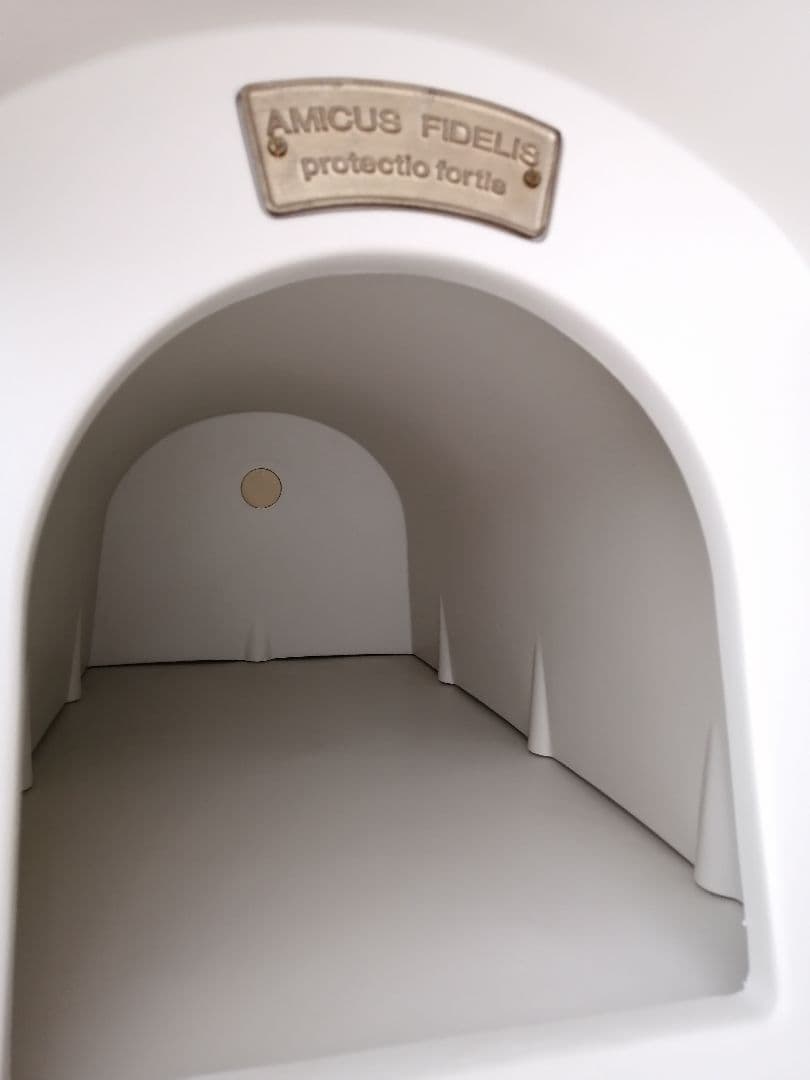 未使用　DOG HOUSE　白 イタリア　マジス社